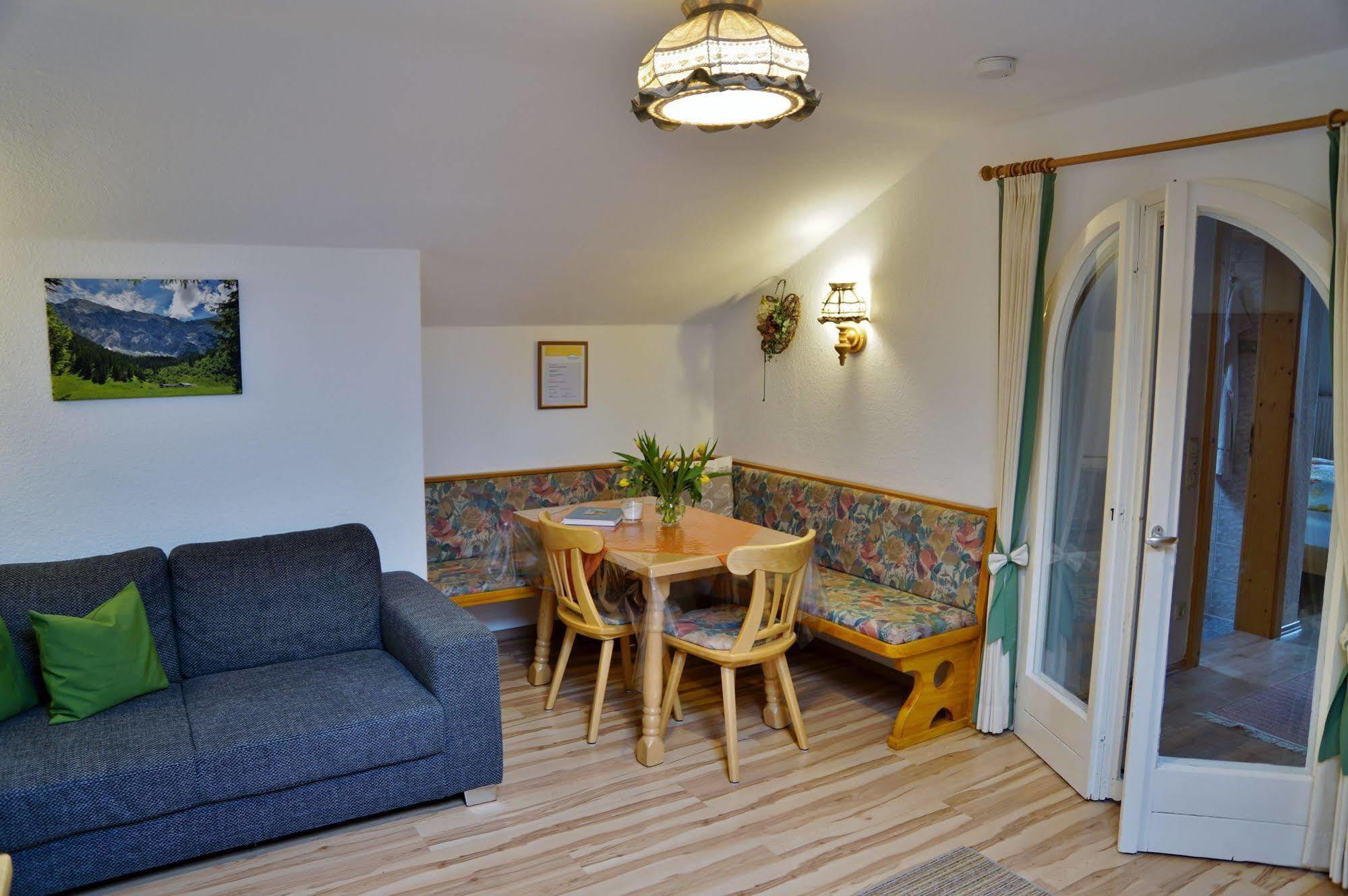 Ferienwohnung Johannesklause Mittenwald Exterior foto